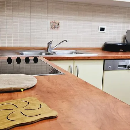 Apartamento Discover From Our 3-room With Free Parking-komuna E Parisit
