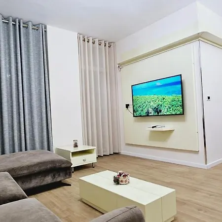 Appartement Discover From Our 3-room With Free Parking-komuna E Parisit Tirana