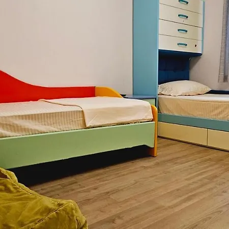 Discover From Our 3-room With Free Parking-komuna E Parisit Tirana