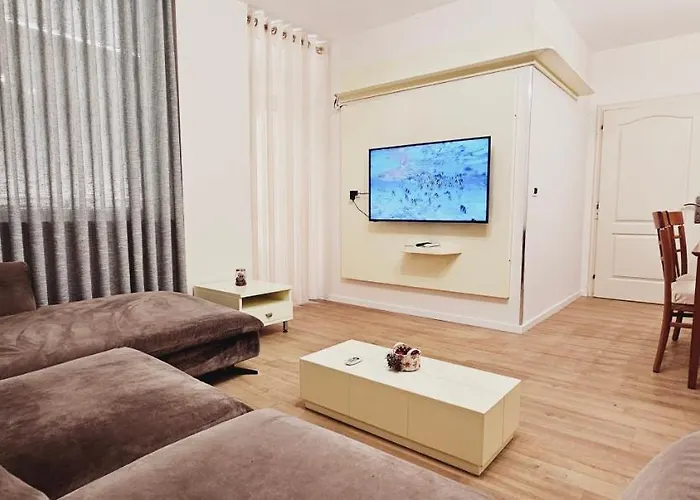 Discover From Our 3-room With Free Parking-komuna E Parisit Tirana