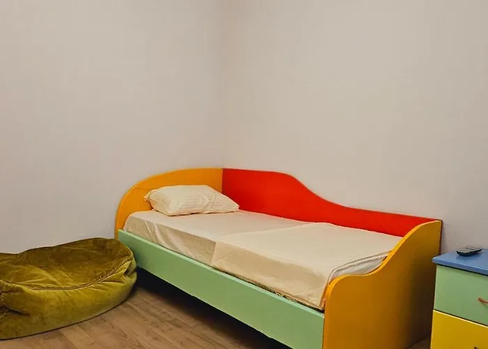 Discover From Our 3-room With Free Parking-komuna E Parisit Tirana